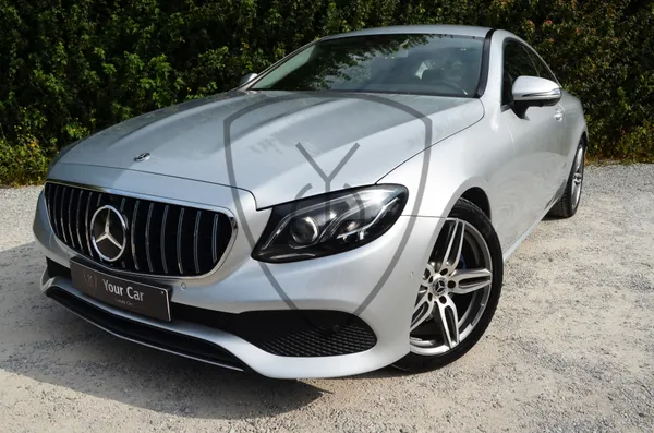 MERCEDES-BENZ-E220